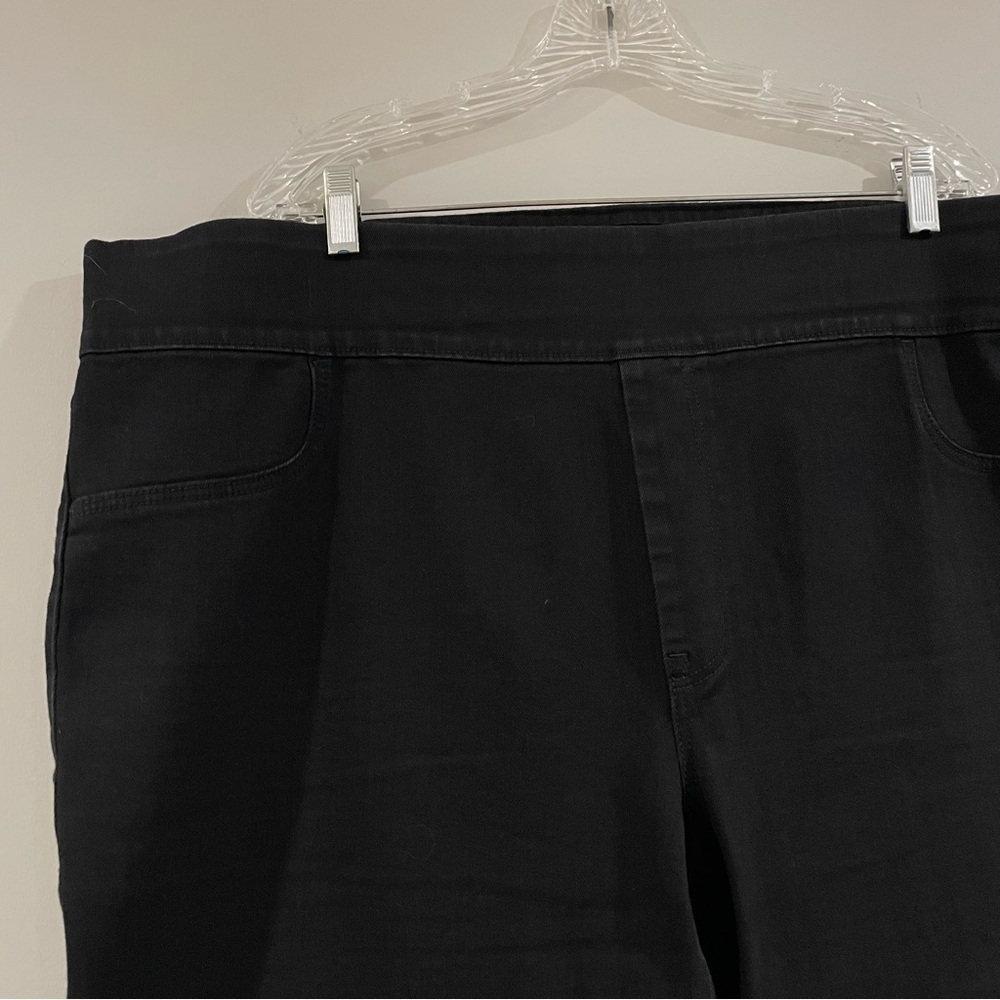Old Navy Plus Size Mid-Rise Rockstar Super Skinny Jeggings - Black, Size 24W - Picture 2 of 3